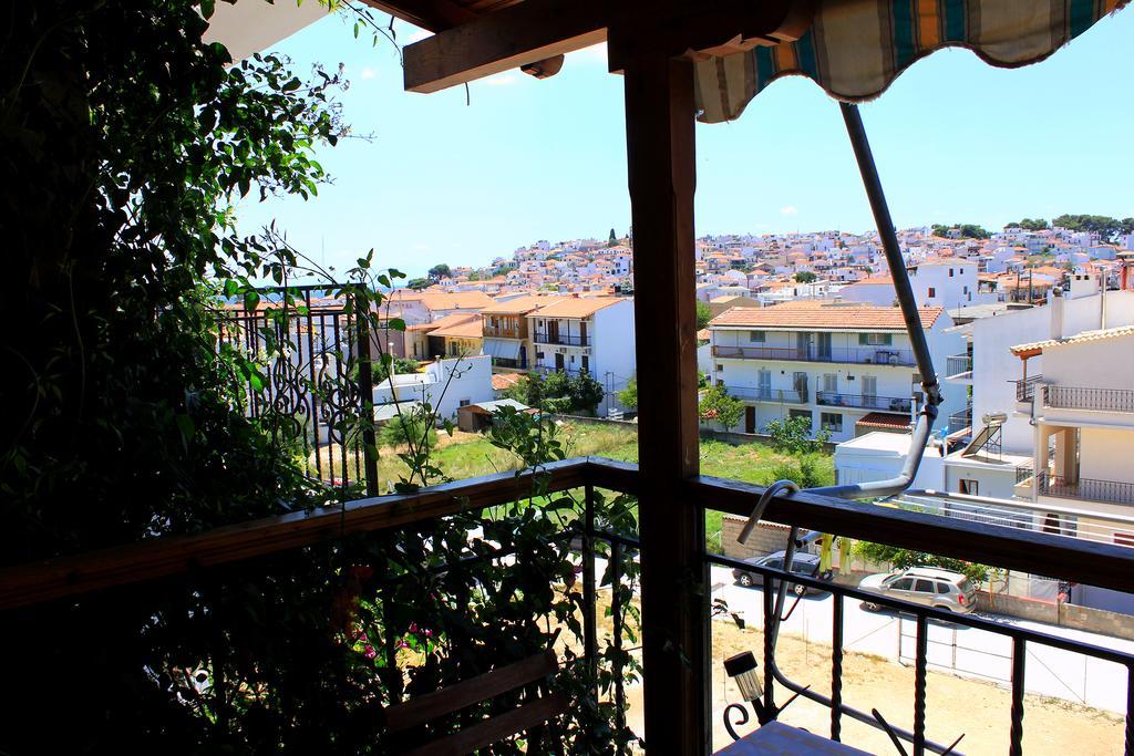 مدينة سكياثوس Vaya Zorba Studios الغرفة الصورة